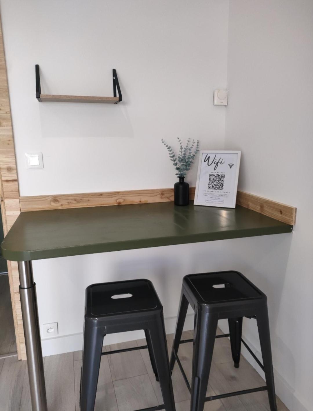 Le Cosy Du Plongeoir - T2 Neuf Avec Vue Sur Le Lac De Serre Poncon Et Grande Terrasse Avec Jardin Savines Luaran gambar